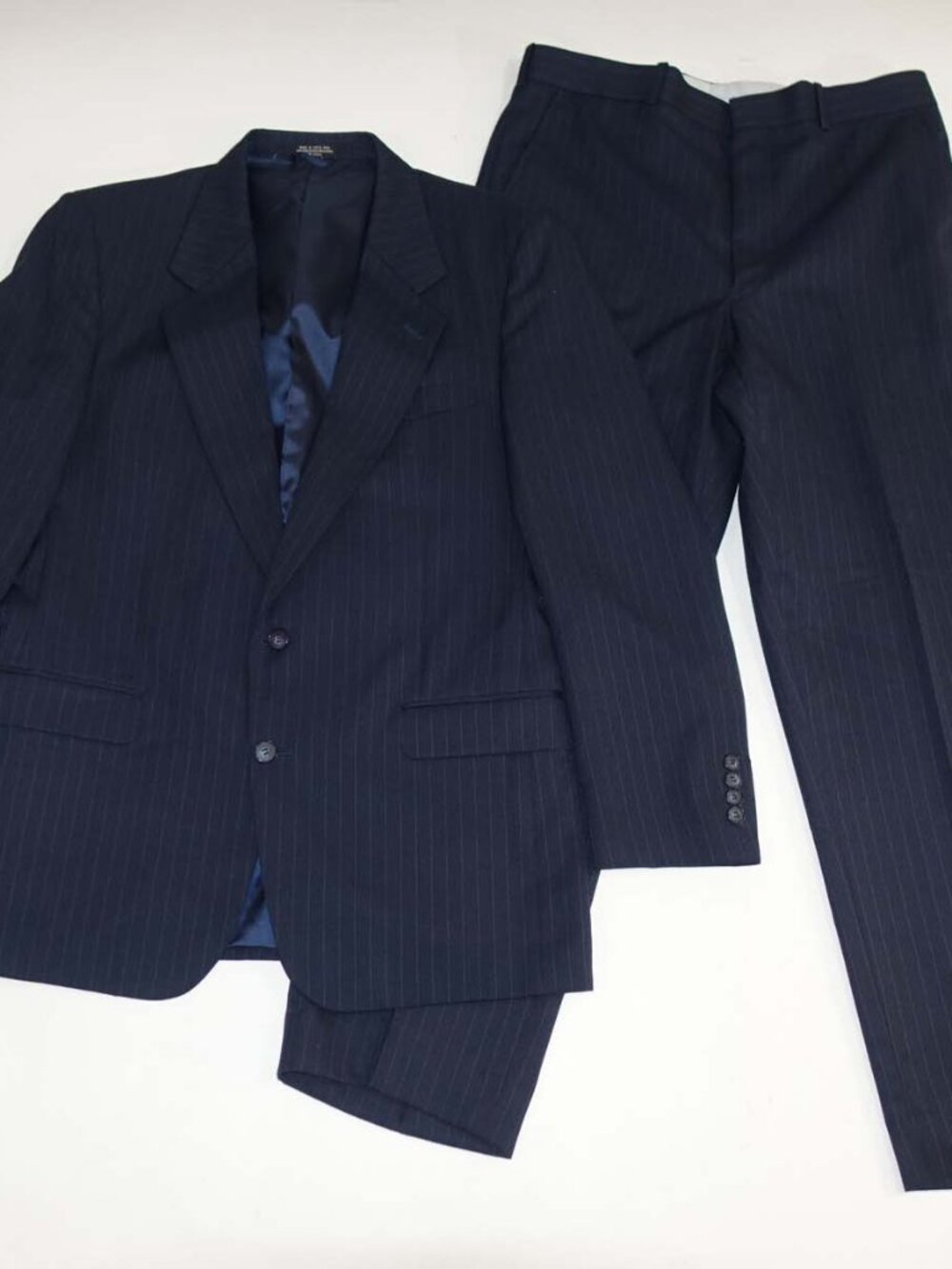 Today's Man Men's Pinstripe 2 Button Suit Size 40 Regular 34 x 30 Navy Blue 40R